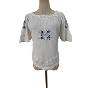 White Gauzy Cotton Peasant Top Blue Floral Embroidery Greek Peasant Boho Sz M